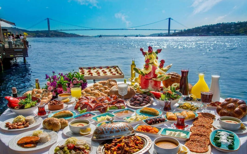 Famous dishes in Istanbul