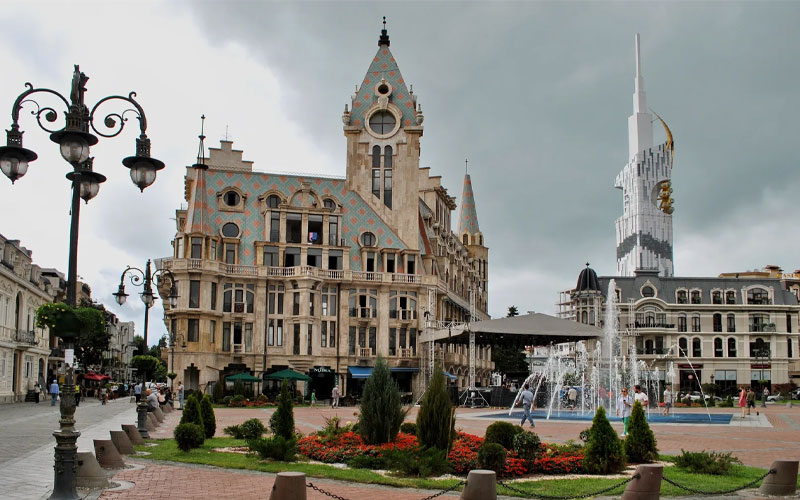 Get to know more about the beautiful city of Batumi in Georgia