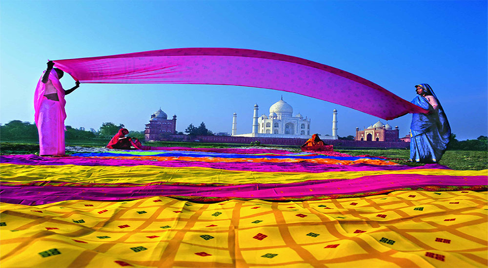 The most important festivals of Agra