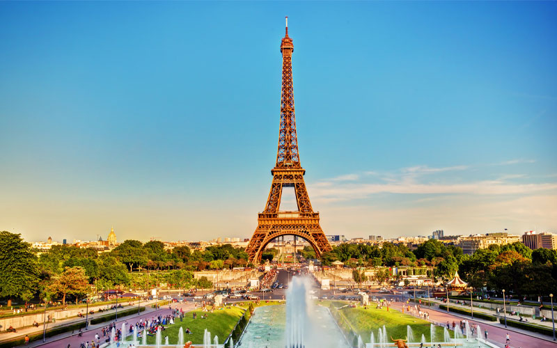 Travel to France, the land of Napoleon and Desiree
