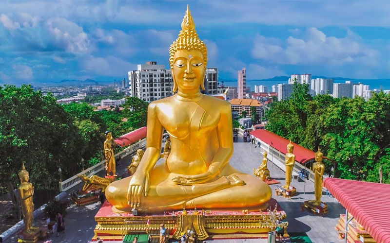 Wat Phra Khao Yai, Pattaya