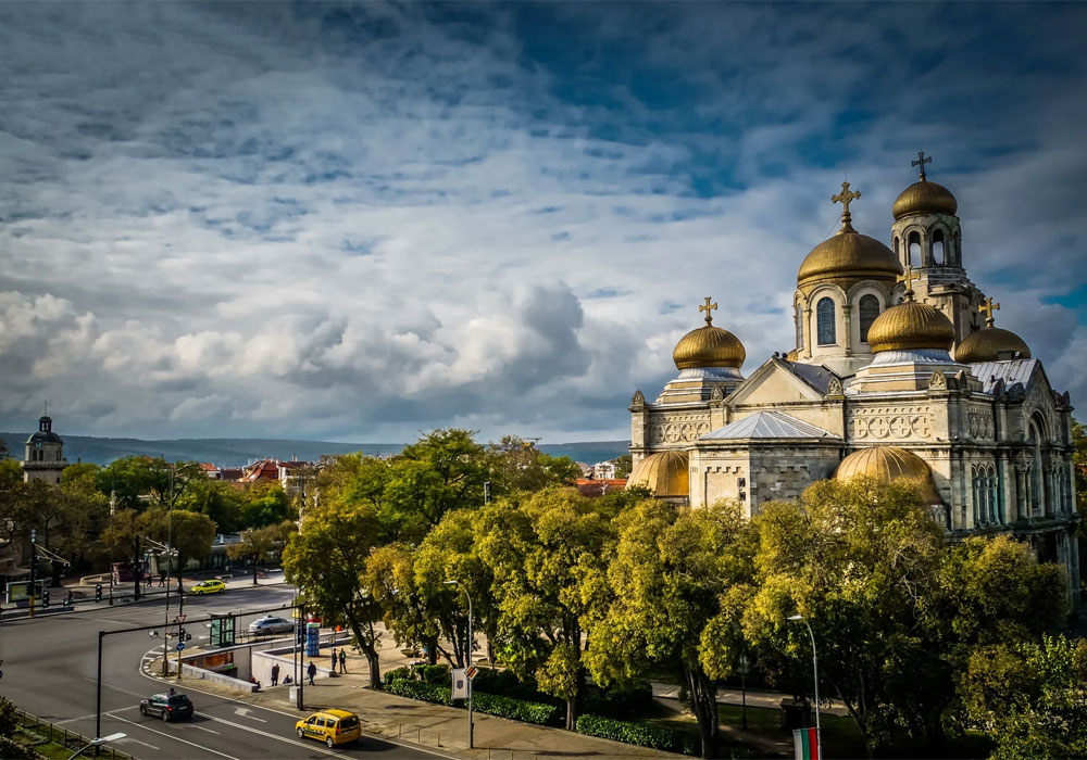 Let's know the attractions of Varna