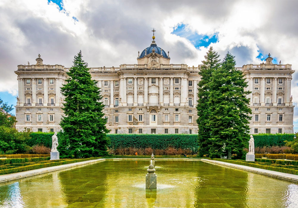 Royal Palace and Gardens