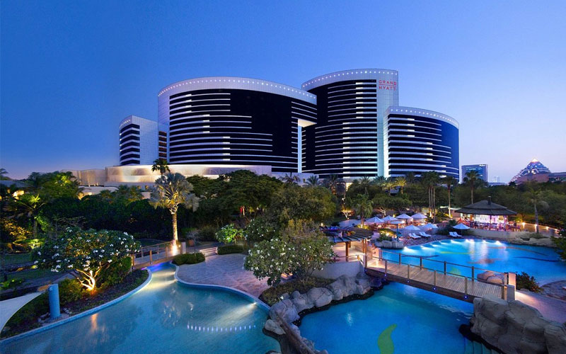 Tour Dubai Grand Hyatt Hotel